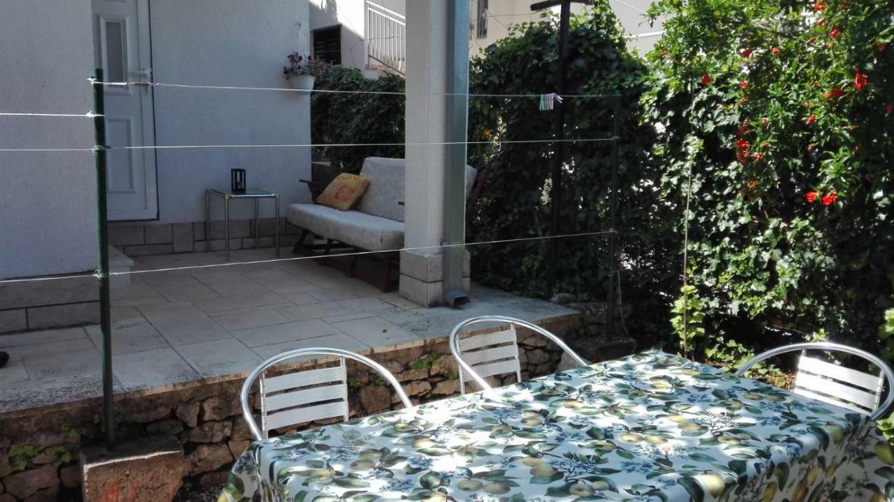 Apartmani Erceg Jadrija Ngoại thất bức ảnh