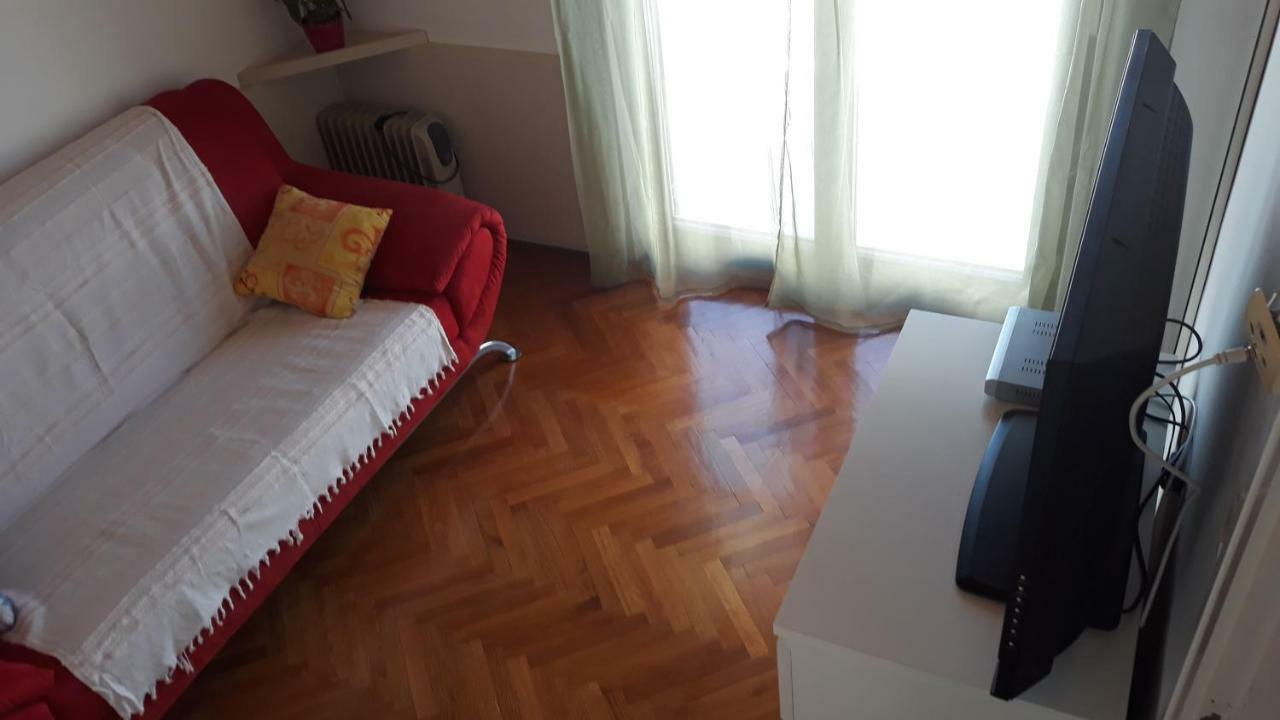 Apartmani Erceg Jadrija Ngoại thất bức ảnh